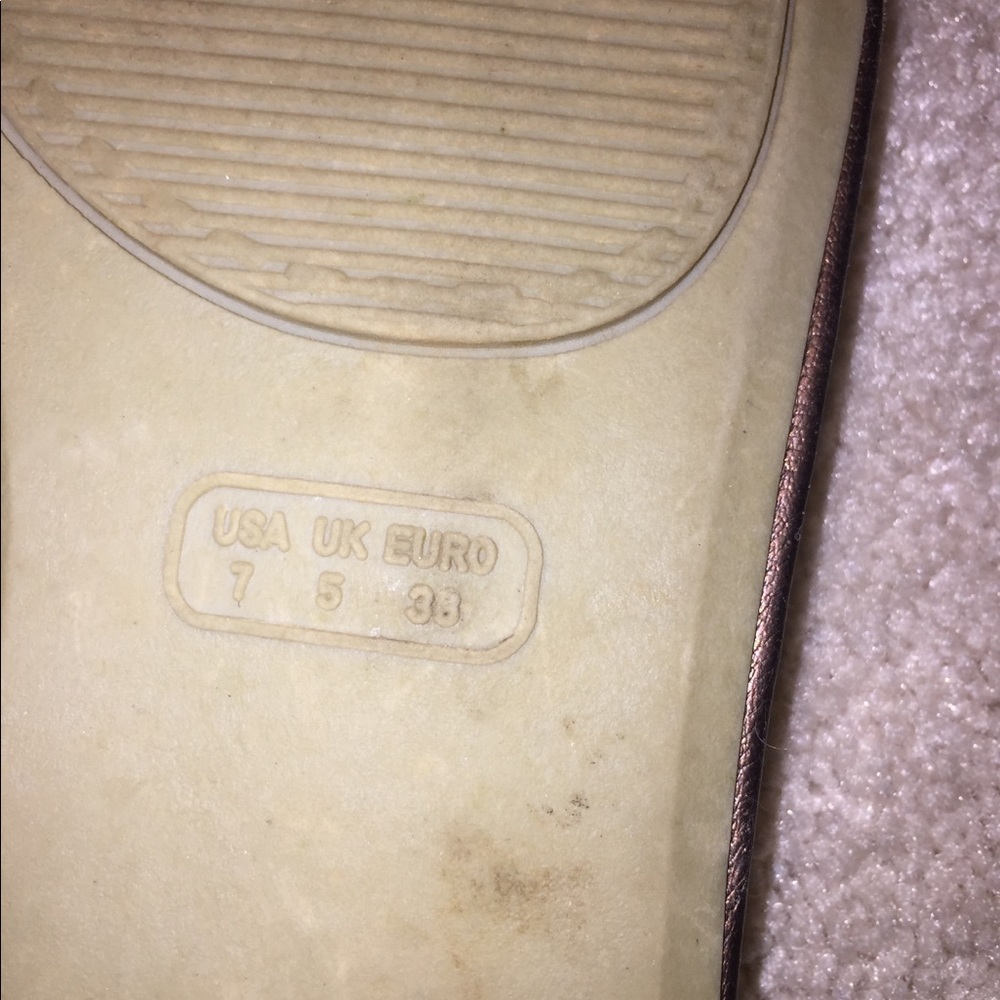 Sandals - Picture 2 of 2